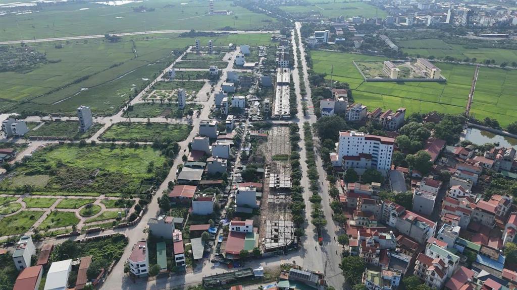 Siêu phẩm lô đất đẹp chợ sỏi trung tâm phù khê, trục 40m, ân hạn ls12 tháng cách tây hồ 12km