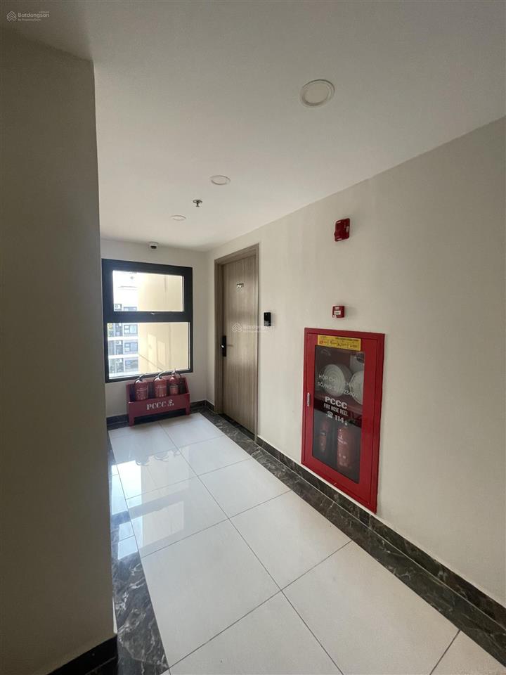 Chính chủ cho thuê căn hộ 2n2wc the sapphire  vinhomes smart city. vào ở ngay