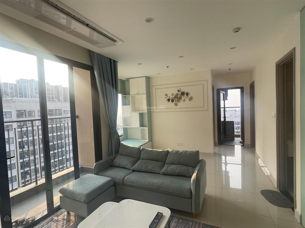 Chính chủ cho thuê căn hộ 2n2wc the sapphire  vinhomes smart city. vào ở ngay