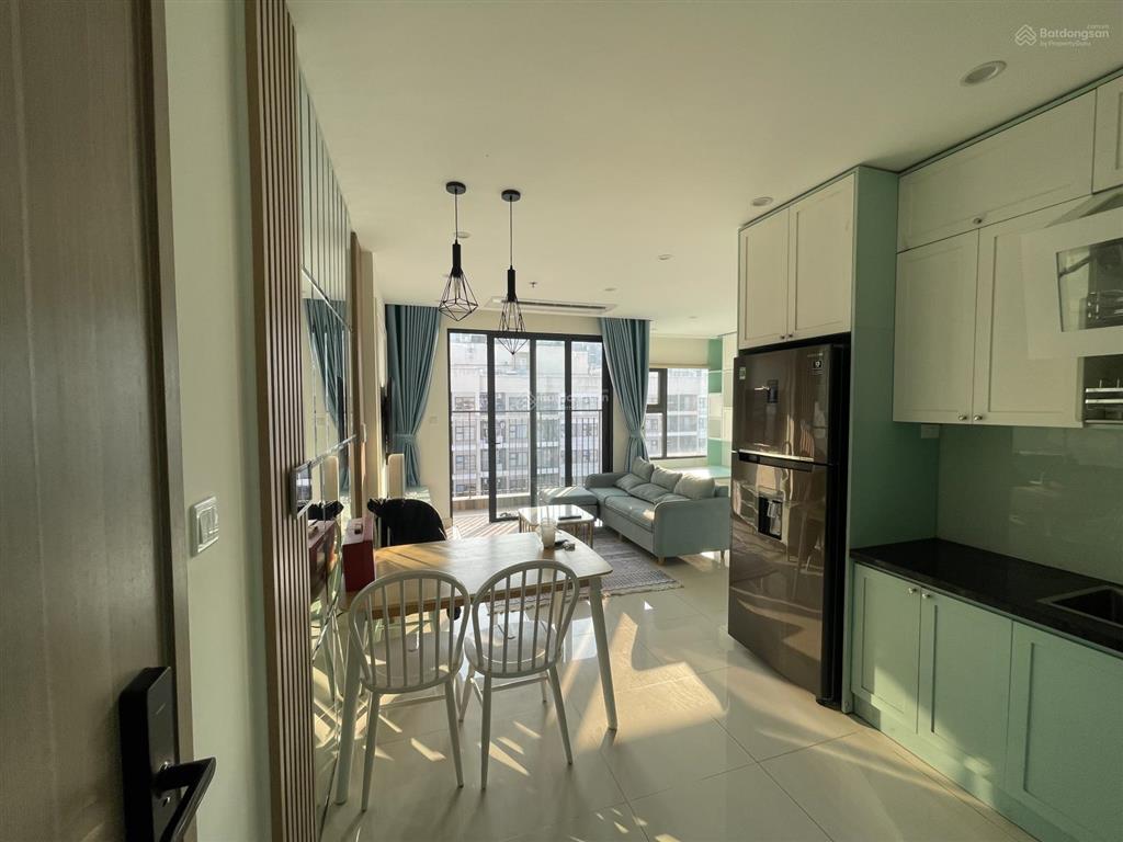 Chính chủ cho thuê căn hộ 2n2wc the sapphire  vinhomes smart city. vào ở ngay