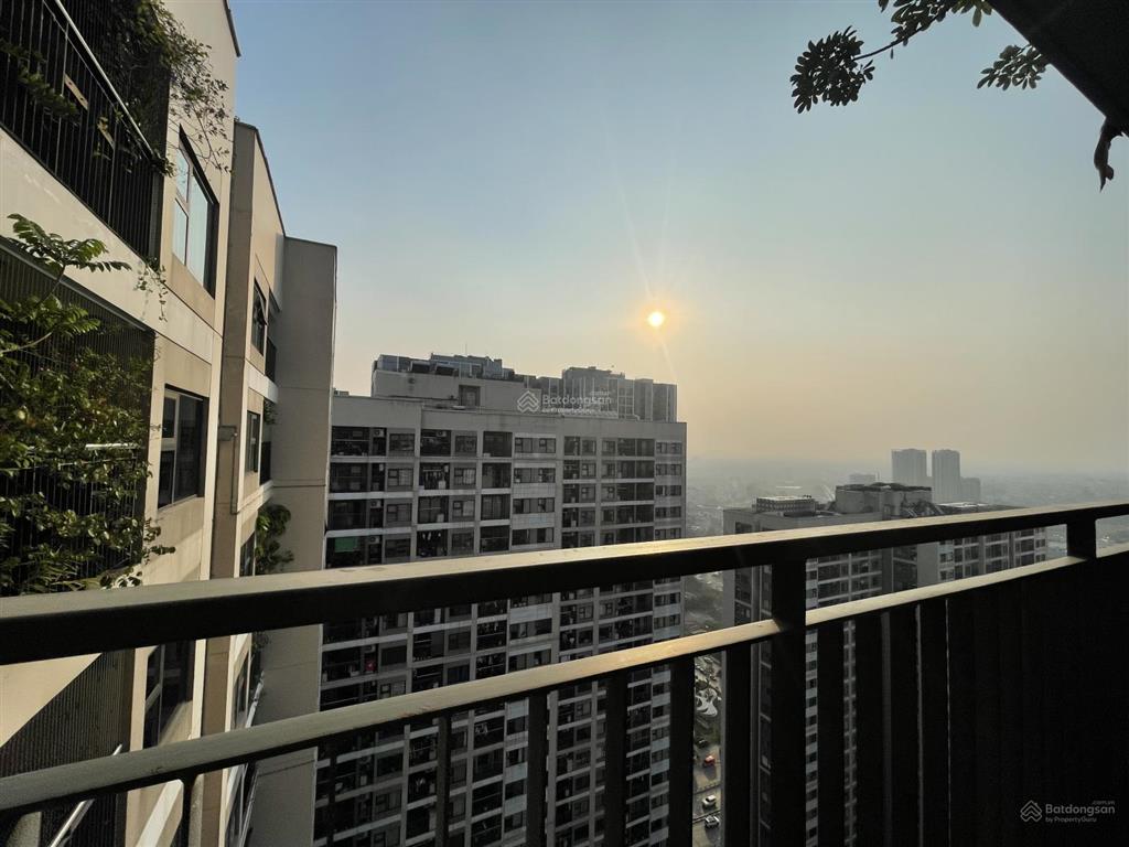 Chính chủ cho thuê căn hộ 2n2wc the sapphire  vinhomes smart city. vào ở ngay