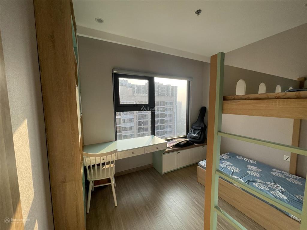 Chính chủ cho thuê căn hộ 2n2wc the sapphire  vinhomes smart city. vào ở ngay