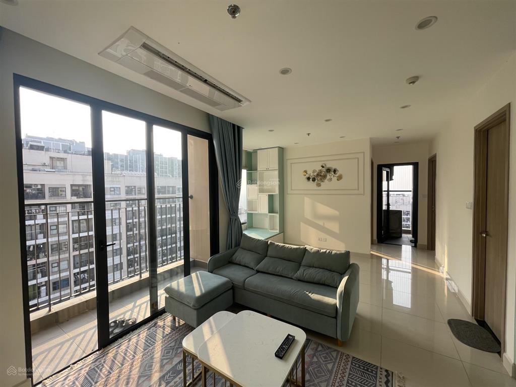 Chính chủ cho thuê căn hộ 2n2wc the sapphire  vinhomes smart city. vào ở ngay