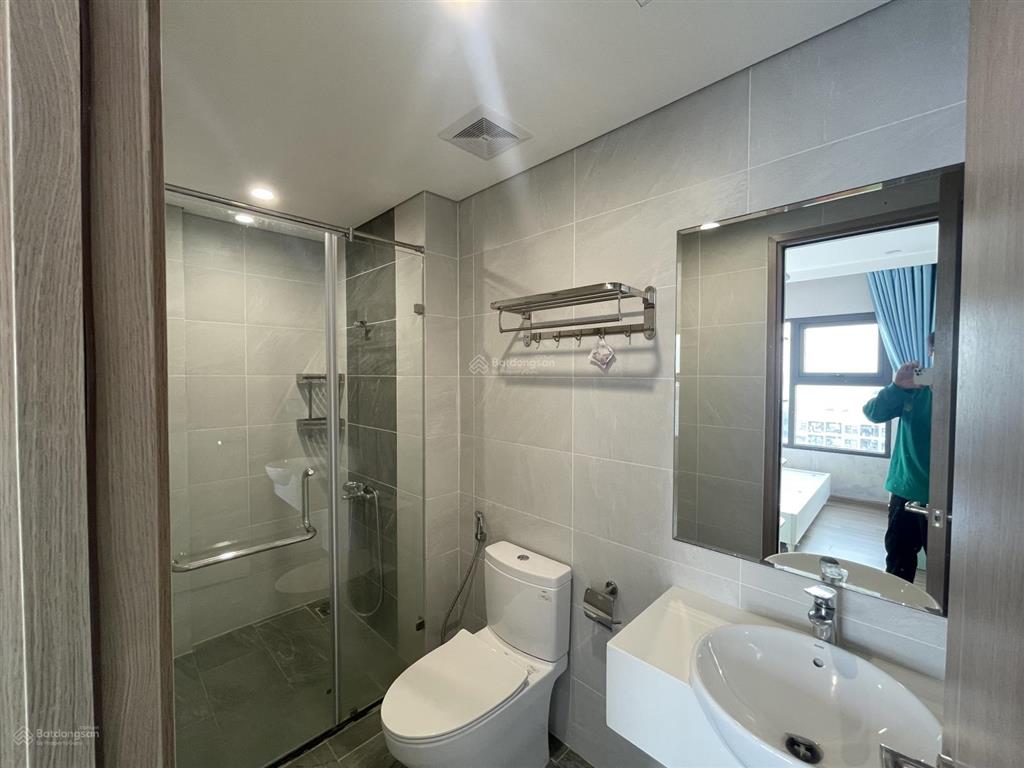 Chính chủ cho thuê căn hộ 2n2wc the sapphire  vinhomes smart city. vào ở ngay