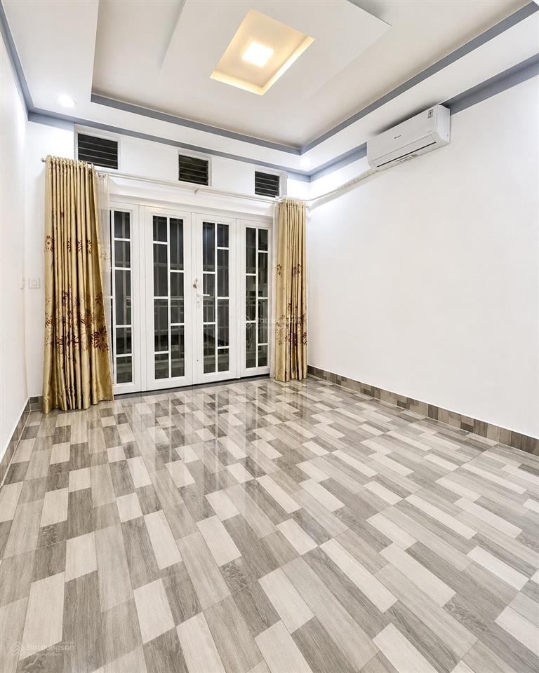 Bán nhà hẻm xe hơi hoàng hoa thám 45m2 sau bệnh viện gia định  chợ bà chiểu chỉ 150tr/m2