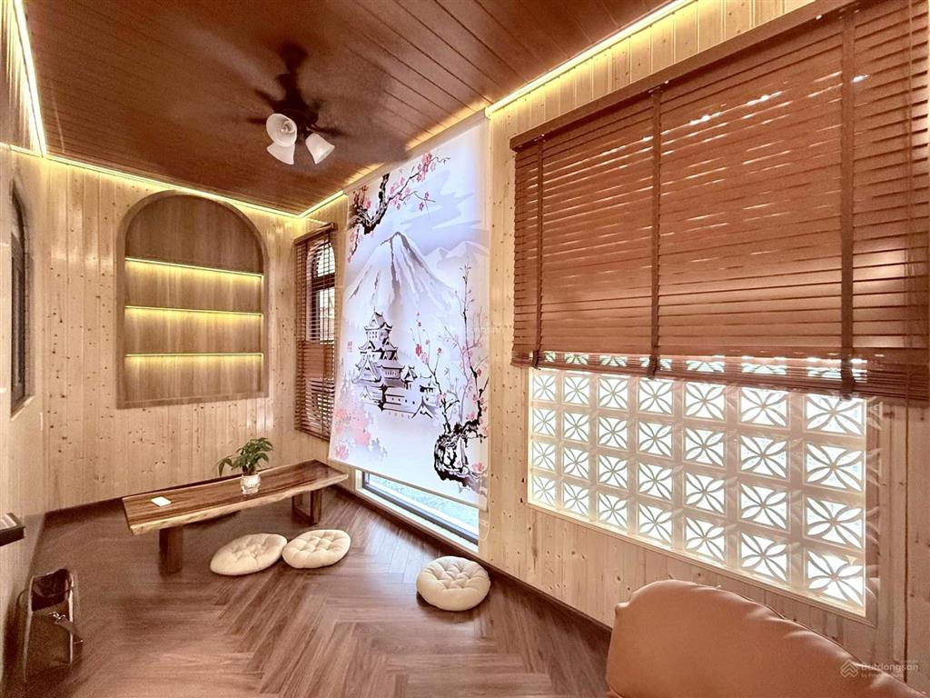 Nhà 4 tầng 65m2 4pn 4wc, hẻm xe hơi gần bv đa khoa gia định chỉ hơn 7 tỷ