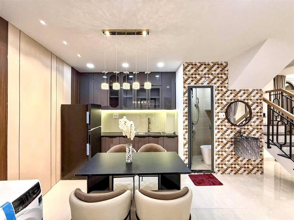Chủ ngộp! nhà phan văn hân 60m2, 3pn sát q1 chỉ 6,05 tỷ