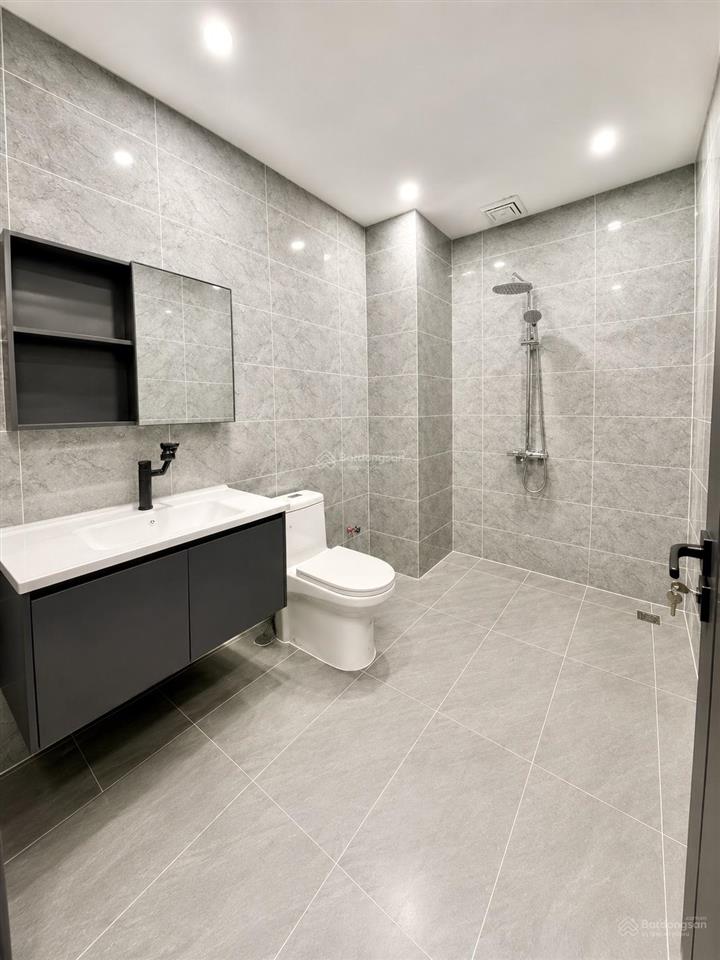 Nhà mới 4 tầng, hxt 7 chỗ ngủ nhà bình lợi gần đh văn lang  đặng thuỳ trâm