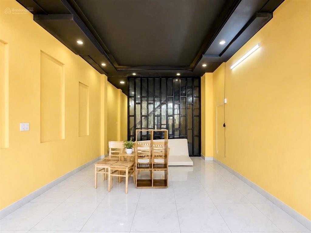 Nhà 4 tầng 4pn 4wc sát mặt tiền nguyên hồng, bình thạnh