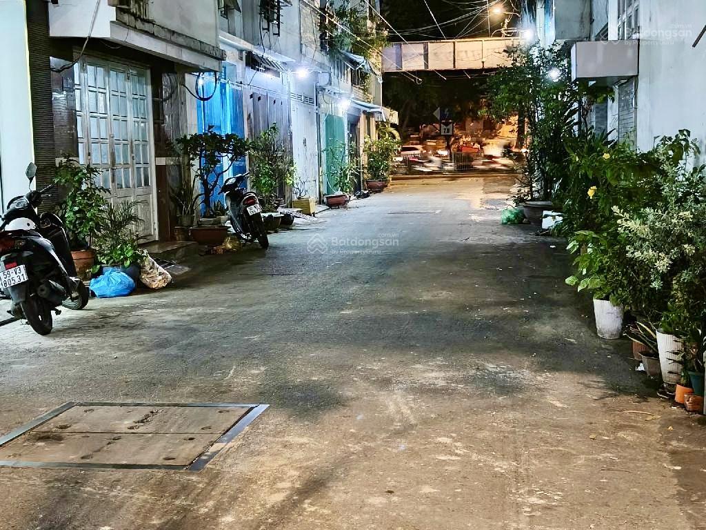 Hxt huỳnh văn bánh  trường sa, 4 tầng giáp q3 gấp bán 8,7 tỷ