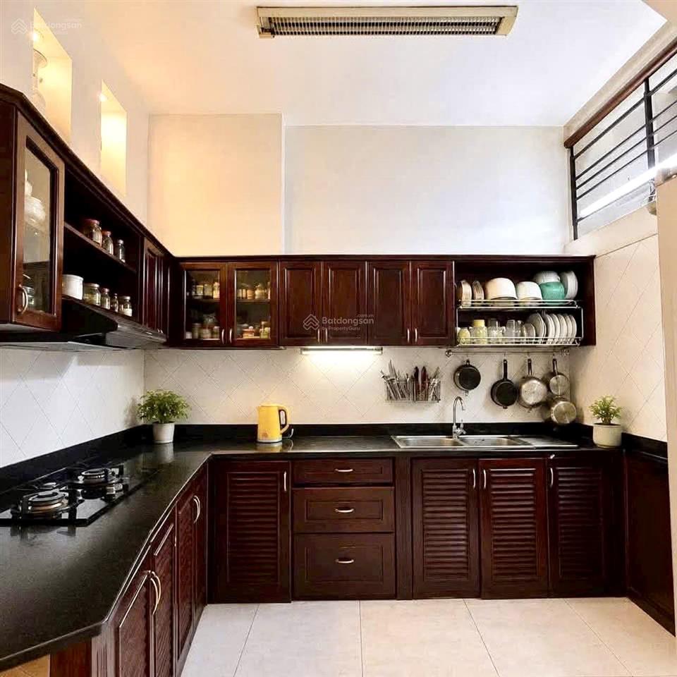 Hxt huỳnh văn bánh  trường sa, 4 tầng giáp q3 gấp bán 8,7 tỷ
