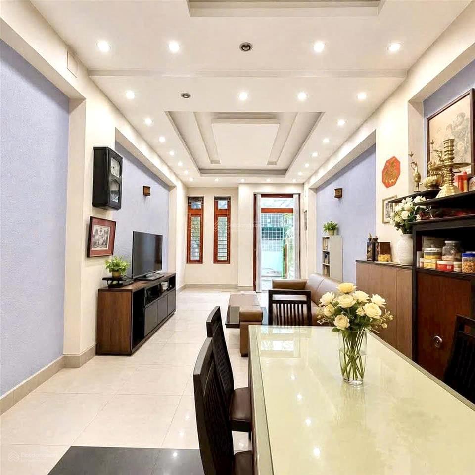 Hxt huỳnh văn bánh  trường sa, 4 tầng giáp q3 gấp bán 8,7 tỷ