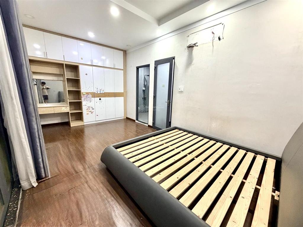 Nhà bình thạnh 4 tầng, hẻm xe hơi ngang 6m sát mặt tiền phan văn trị gần chợ bà chiểu