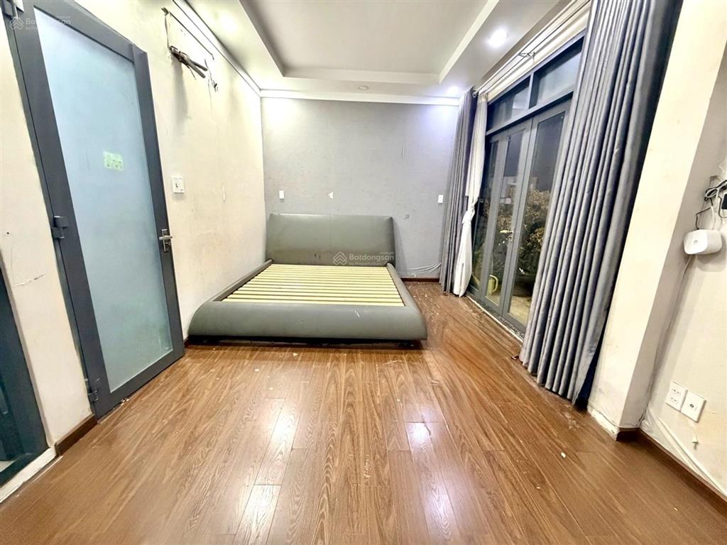 Nhà bình thạnh 4 tầng, hẻm xe hơi ngang 6m sát mặt tiền phan văn trị gần chợ bà chiểu
