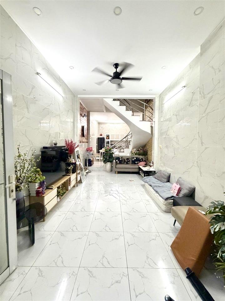 Nhà 3 tầng hẻm xe hơi bình thạnh 4pn 4wc gần chợ phan văn trị  đại học văn lang 2