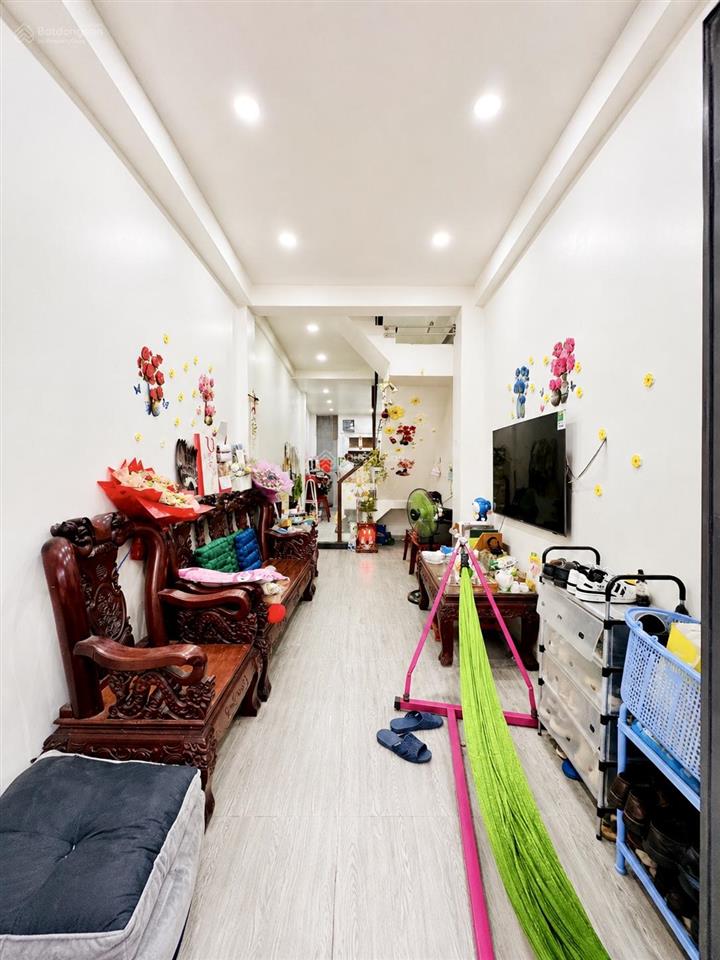 Chỉ 4,5 tỷ có nhà 3 tầng 40m2 bình thạnh sát hẻm xe tải sau bv gia định  chợ bà chiểu