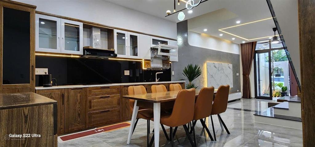 Bán nhà mặt phố tại diệp minh châu, 9,9 tỷ, 100m2, 5pn, 5wc, nhiều tiện ích