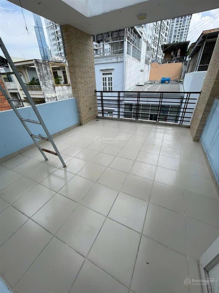 Nhà hẻm xe tải võ oanh (d3) p.25 | 4x17m | trệt 2 lầu sân thượng | 5pn 4wc | 23 triệu/tháng