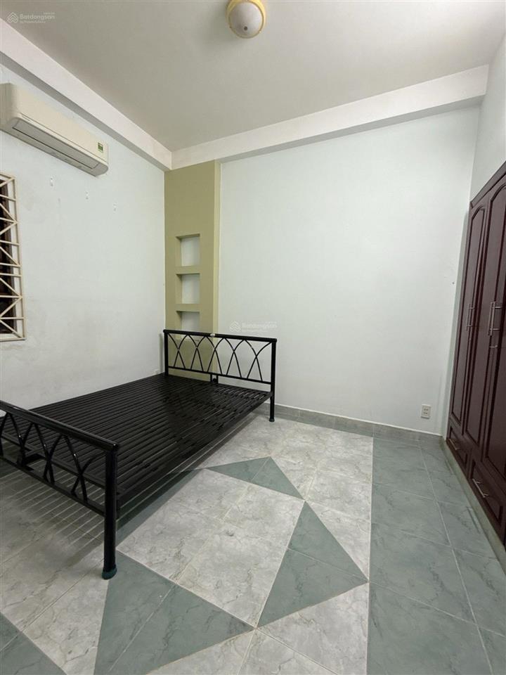 Nhà hẻm lê quang định | gần 90m2 (5.7m nở hậu 8.3m x 12m) | 3 lầu btct | 5pn 3wc | 8 tỷ tl