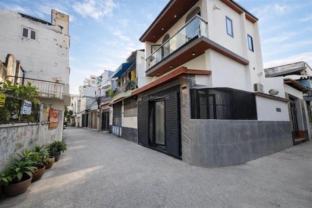 Nhà hẻm xe hơi phan văn trị | 33.63m2 (4.6 x 7.5m) | 3 tầng, 3pn/3wc | 6.5 tỷ | 045700788