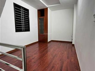 Bán nhà đẹp quận đống đa giá 4,5 tỷ một bước ra phố