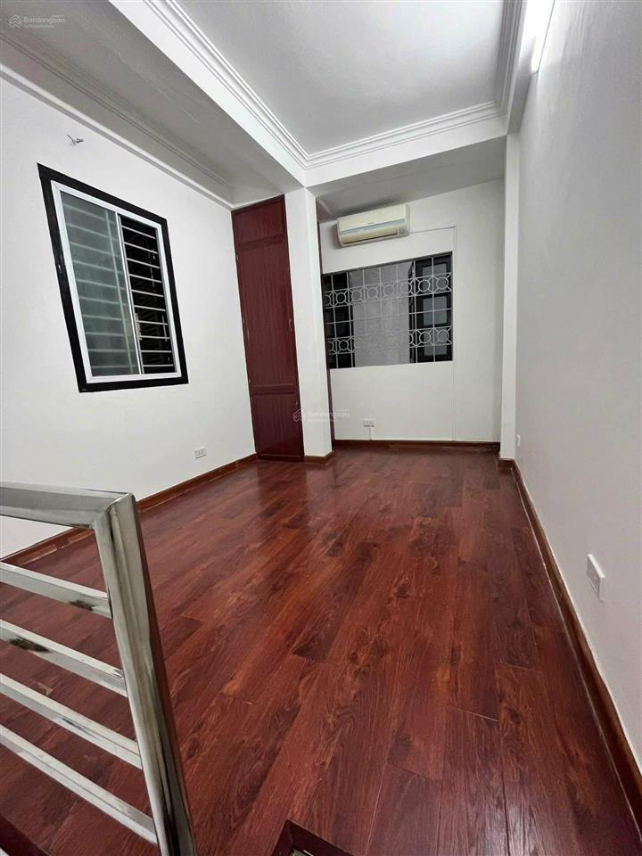 Bán nhà đẹp quận đống đa giá 4,5 tỷ một bước ra phố