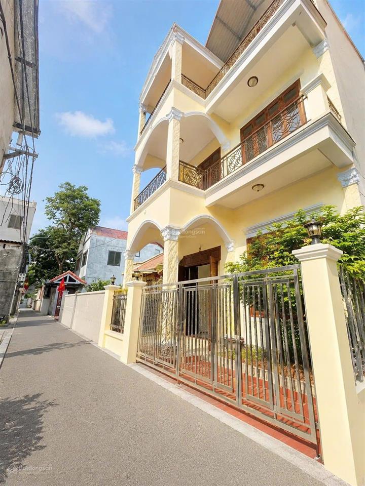 Bán đất tặng nhà 3 tầng đẹp  trung tâm đông anh  gần chợ tó  diện tích 90m2 mặt tiền rộng 7,3m