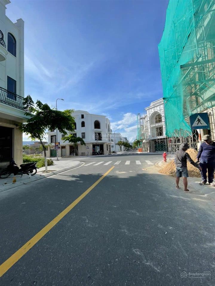 Siêu phẩm lô đất đẹp mặt tiền a2 kđt vcn phước long 2, nha trang. giá chỉ 9,090 tỷ diện