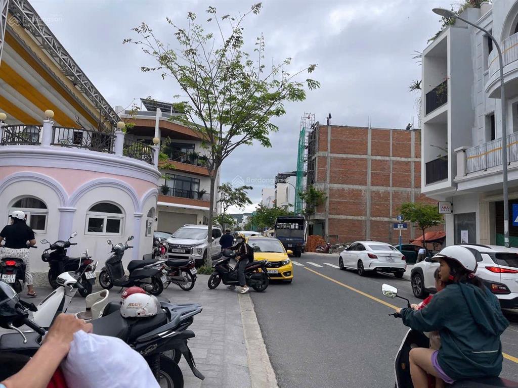 Siêu phẩm lô đất đẹp mặt tiền a2 kđt vcn phước long 2, nha trang. giá chỉ 9,090 tỷ diện