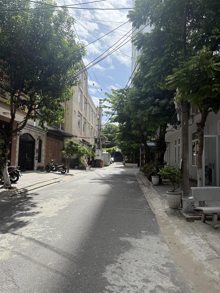 Nhà 2 tầng mt đặng tử kính, 95,8m2 ngang 5m giá tốt, sát sông hàn