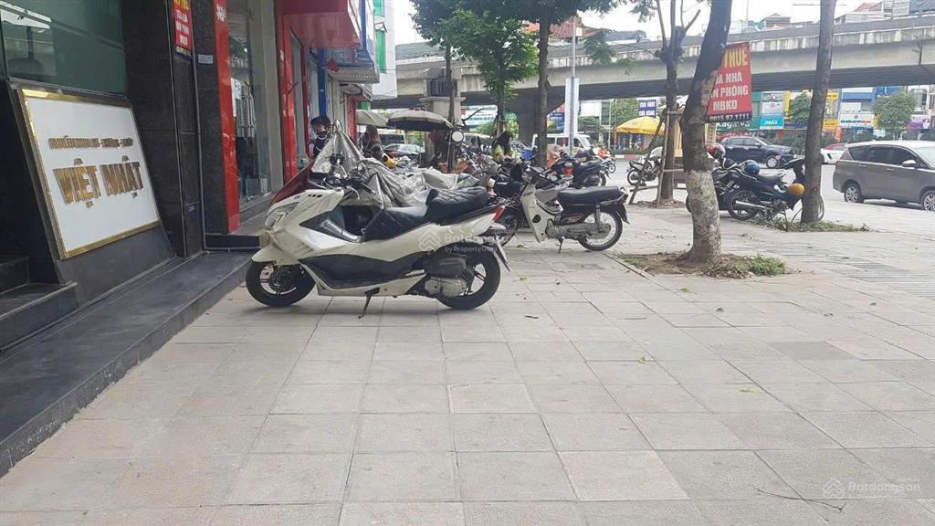Cho thuê văn phòng mặt phố nguyễn trãi ngay ngã tư nguyễn xiển
