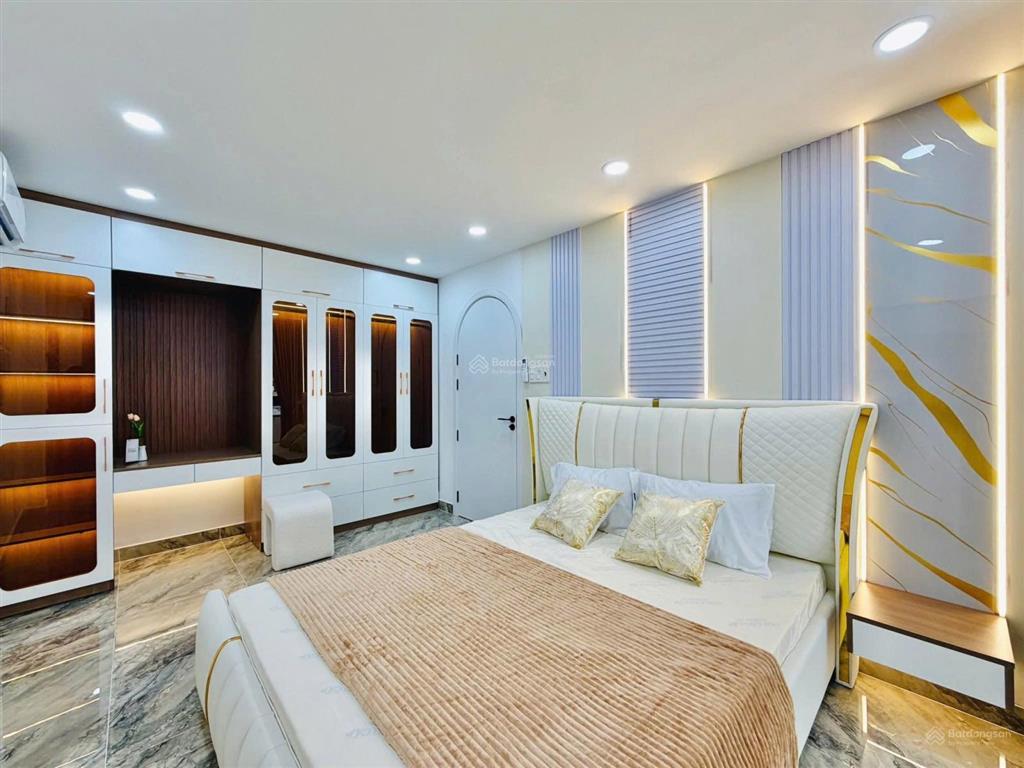Bán gấp nhà ngang 5m ngay an dương vương, 55m2, 4 tầng đúc, 4pn, thiết kế hiện đại, giáp quận 6