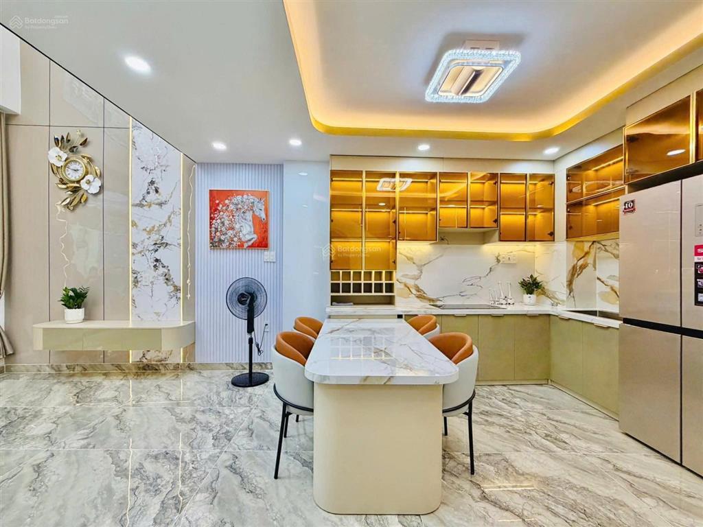 Bán gấp nhà ngang 5m ngay an dương vương, 55m2, 4 tầng đúc, 4pn, thiết kế hiện đại, giáp quận 6