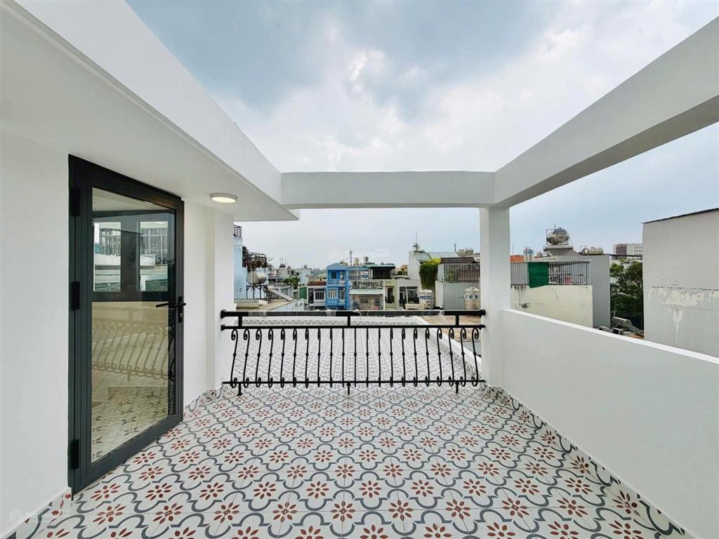 Bán gấp nhà ngang 5m ngay an dương vương, 55m2, 4 tầng đúc, 4pn, thiết kế hiện đại, giáp quận 6