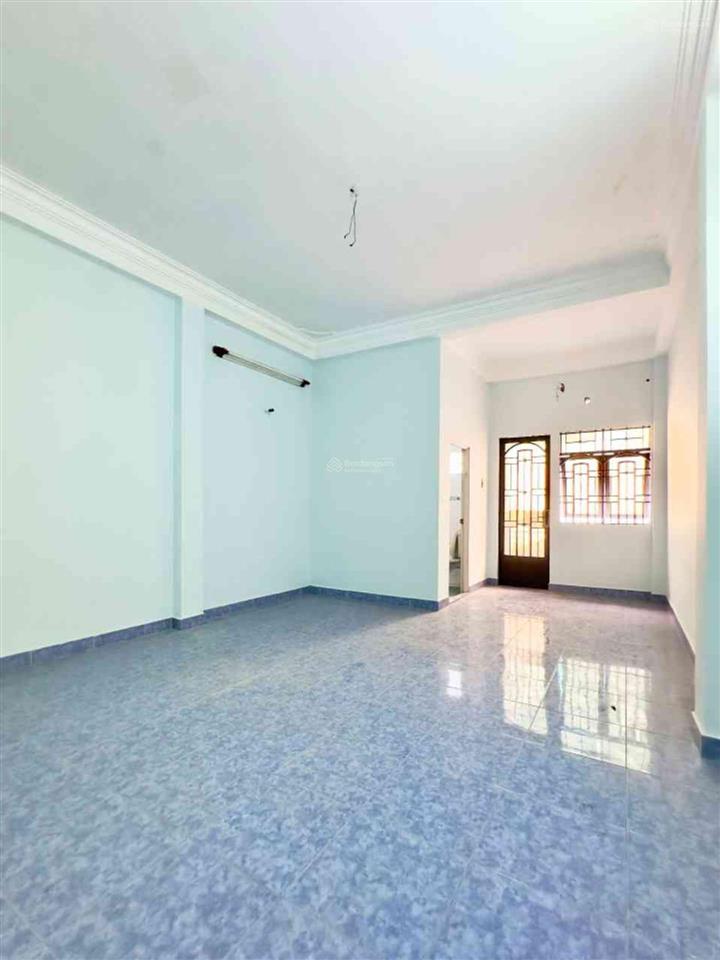 Mặt tiền hiếm đường hoa  khu vàng phan xích long  phú nhuận  dòng tiền 60 triệu/tháng