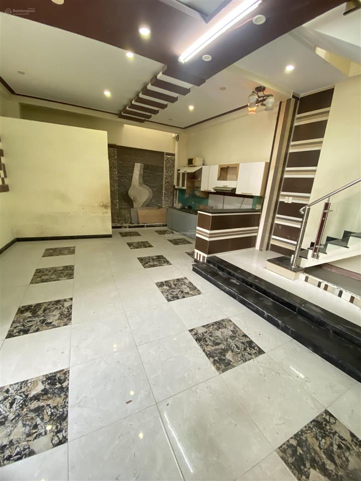 Nhà lê quang định  phan văn trị  bình thạnh  ngang khủng 6m  nở hậu 9m  3 tầng  4 phòng ngủ