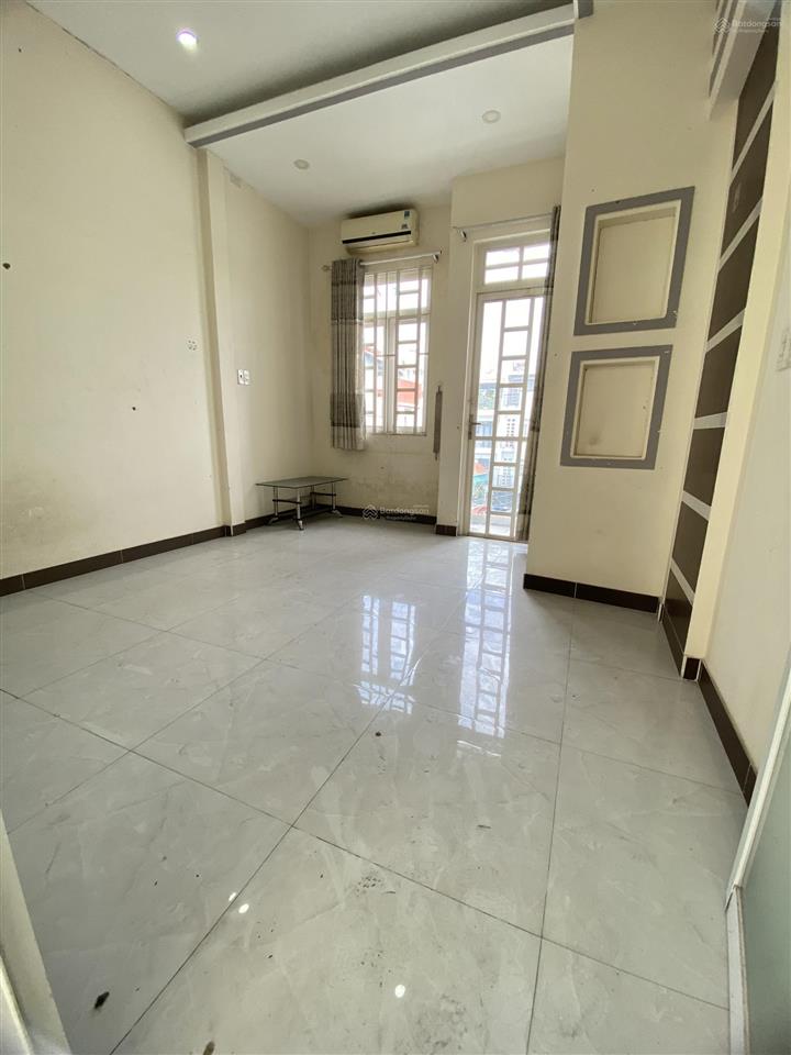 Nhà lê quang định  phan văn trị  bình thạnh  ngang khủng 6m  nở hậu 9m  3 tầng  4 phòng ngủ