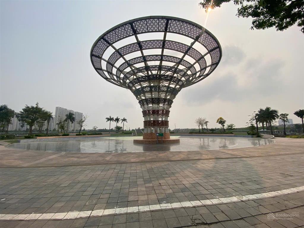 Giảm chào 2 tỷ bán tòa nhà 8 tầng thang máy gần aeon, lô góc kinh doanh đỉnh 60m, mặt tiền 15m