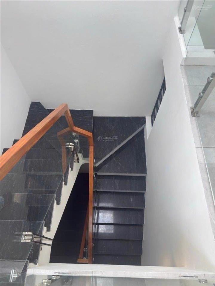Bán nhà hiếm sài đồng, oto đỗ ngõ, 5 tầng view hồ