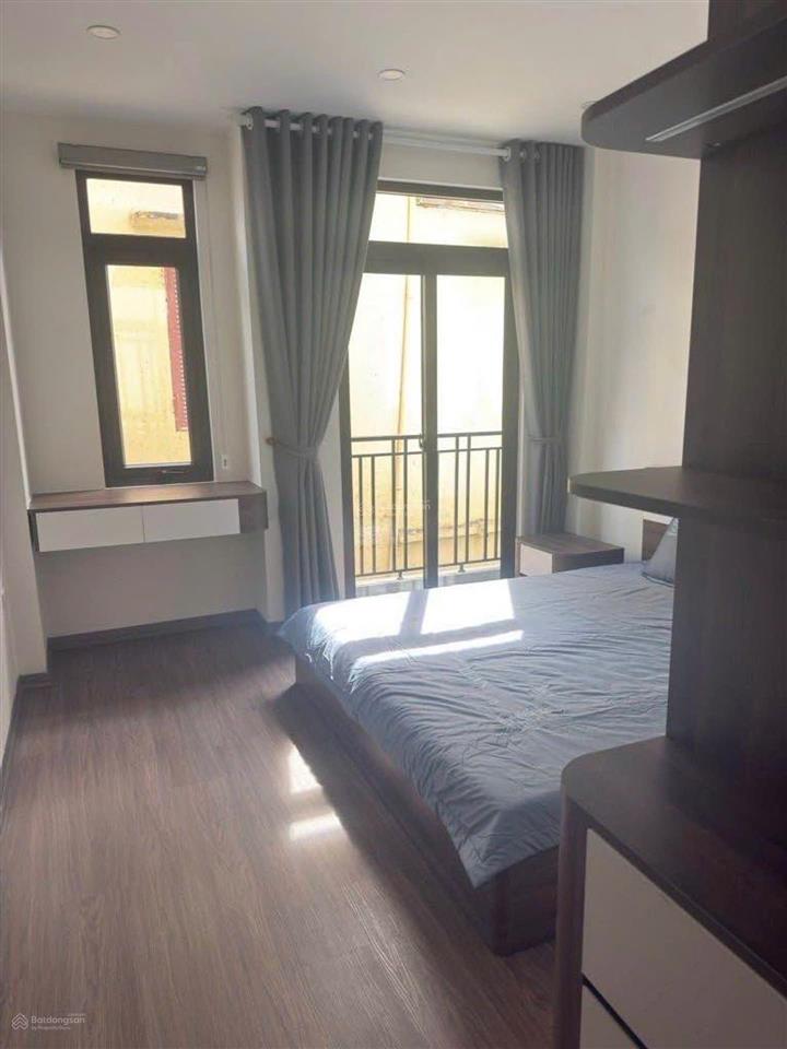 Bán nhà hiếm sài đồng, oto đỗ ngõ, 5 tầng view hồ
