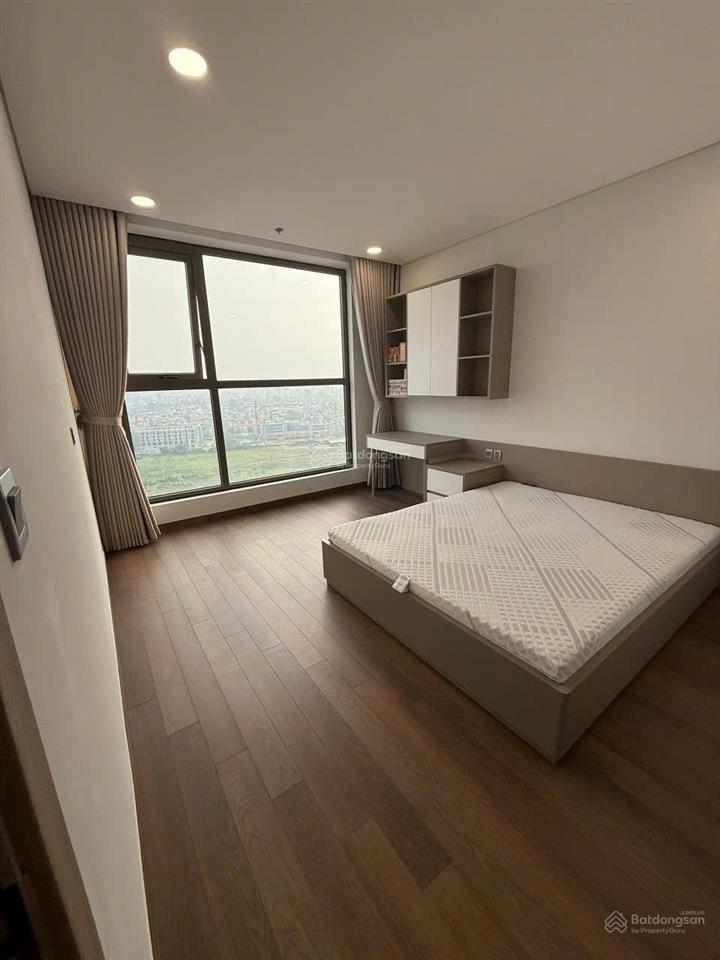 Bán căn hộ 3pn, 2wc, 101m2 tại khai sơn city, 8,5 tỷ, p ngọc thụy, q.long biên