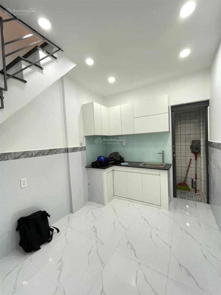 Nhà shr linh chiểu thủ đức gần chợ thủ đức chỉ 2,05 tỷ