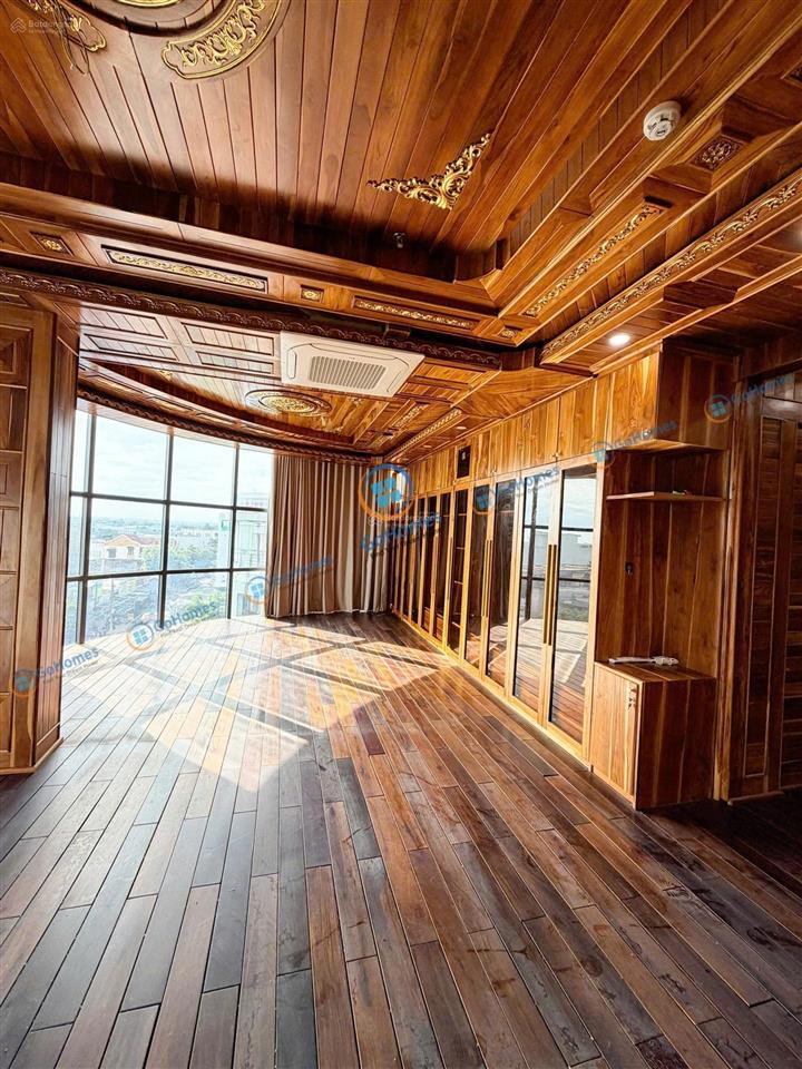 Cho thuê toà nhà 6 tầng 2 mặt tiền phạm hùng, hòa xuân  diện tích 200m²  6 tầng 