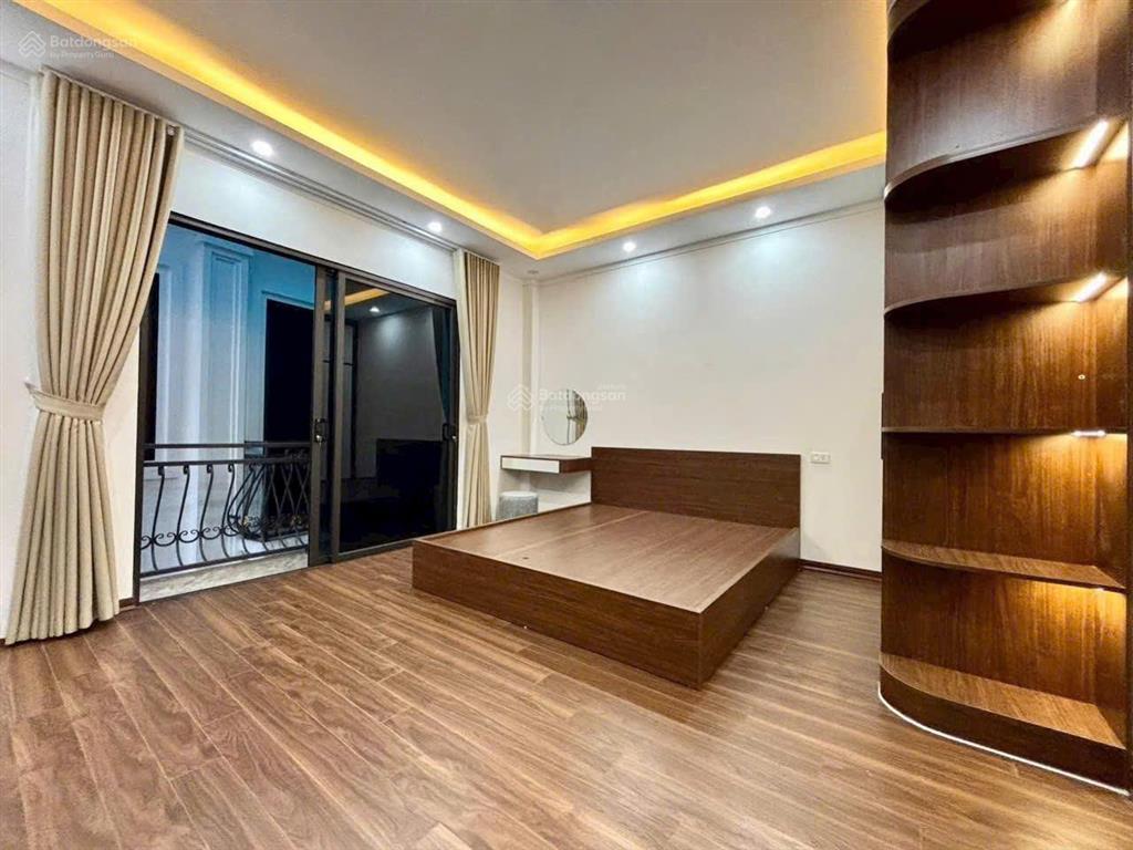 Chính chủ bán căn góc 37 m 5 tầng ngõ thông mậu lươngchắc chắn về ở luôn thương lượng mạnh 7.3 tỉ