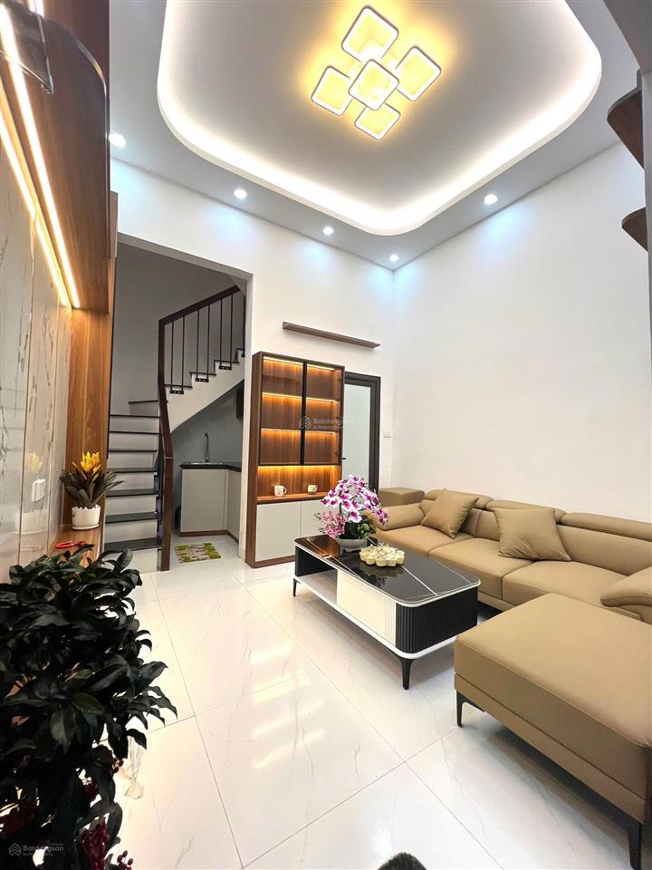 Bán nhà phố đại la  minh khai  hai bà trưng  hà nội 4 tầng  3 phòng ngủ, cực gần phố