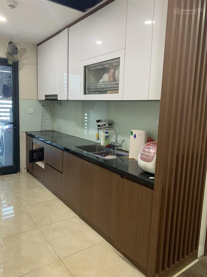 Cho thuê căn hộ 3 ngủ chung cư flc complex phạm hùng ( căn góc )