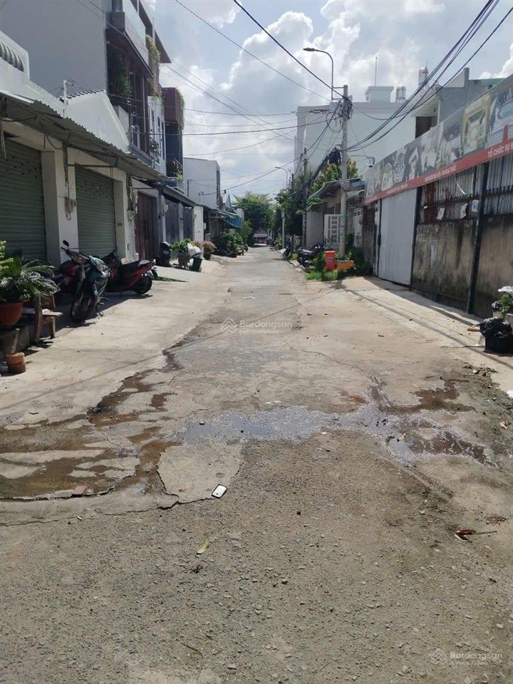 Nhà 1/ tô ký tân xuân hóc môn hxt  dt 8( nở hậu 16) * 15m 170m2 giá 7tỷ 5