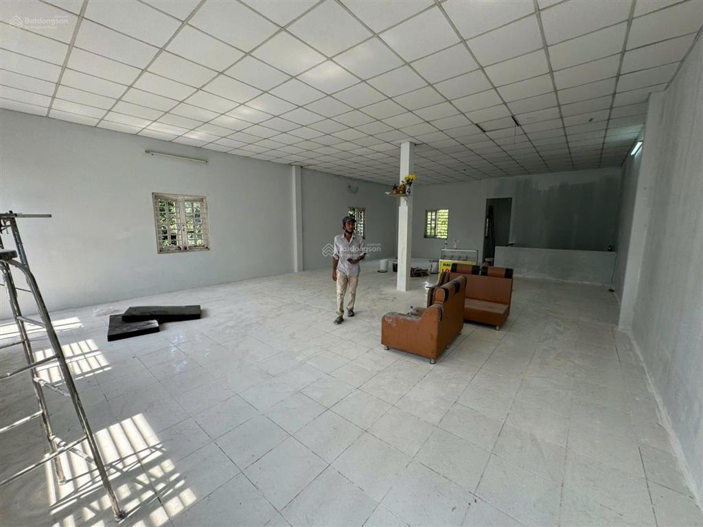 Nhà 1/ tô ký tân xuân hóc môn hxt  dt 8( nở hậu 16) * 15m 170m2 giá 7tỷ 5
