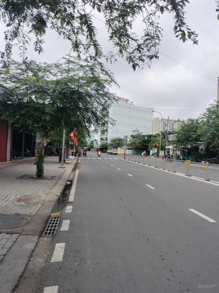 Chủ gộp bán gấp nhà 90m2  bớt lộc