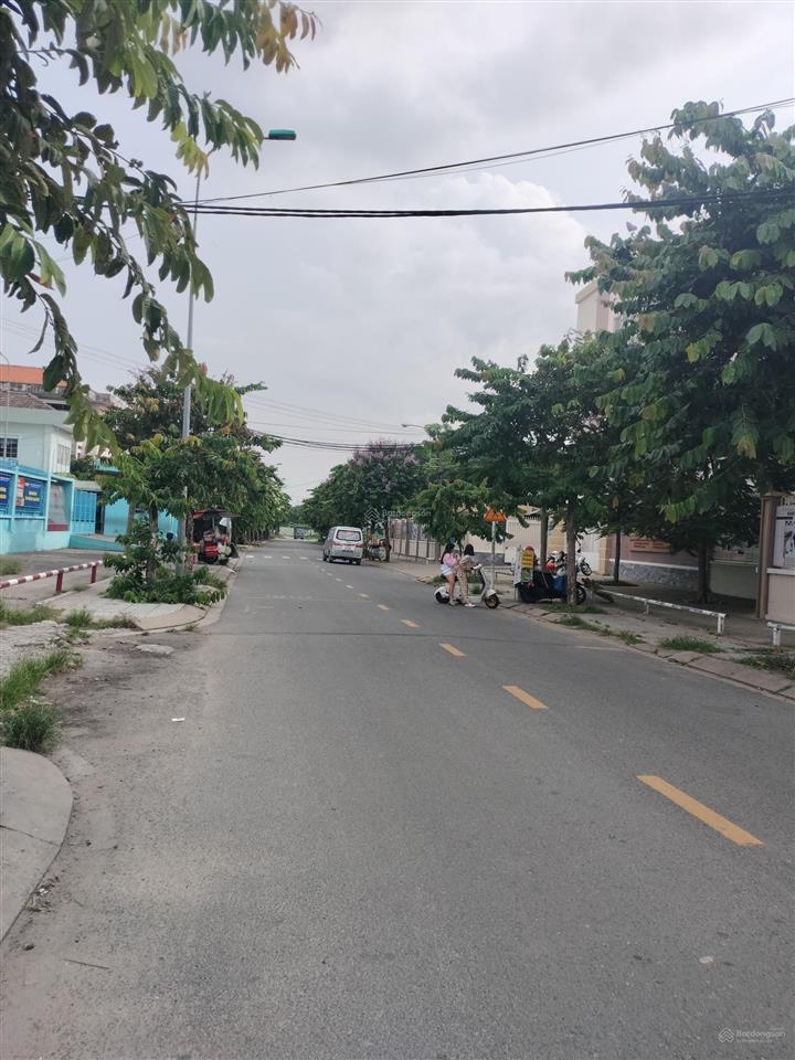 Chủ gộp bán gấp nhà 90m2  bớt lộc